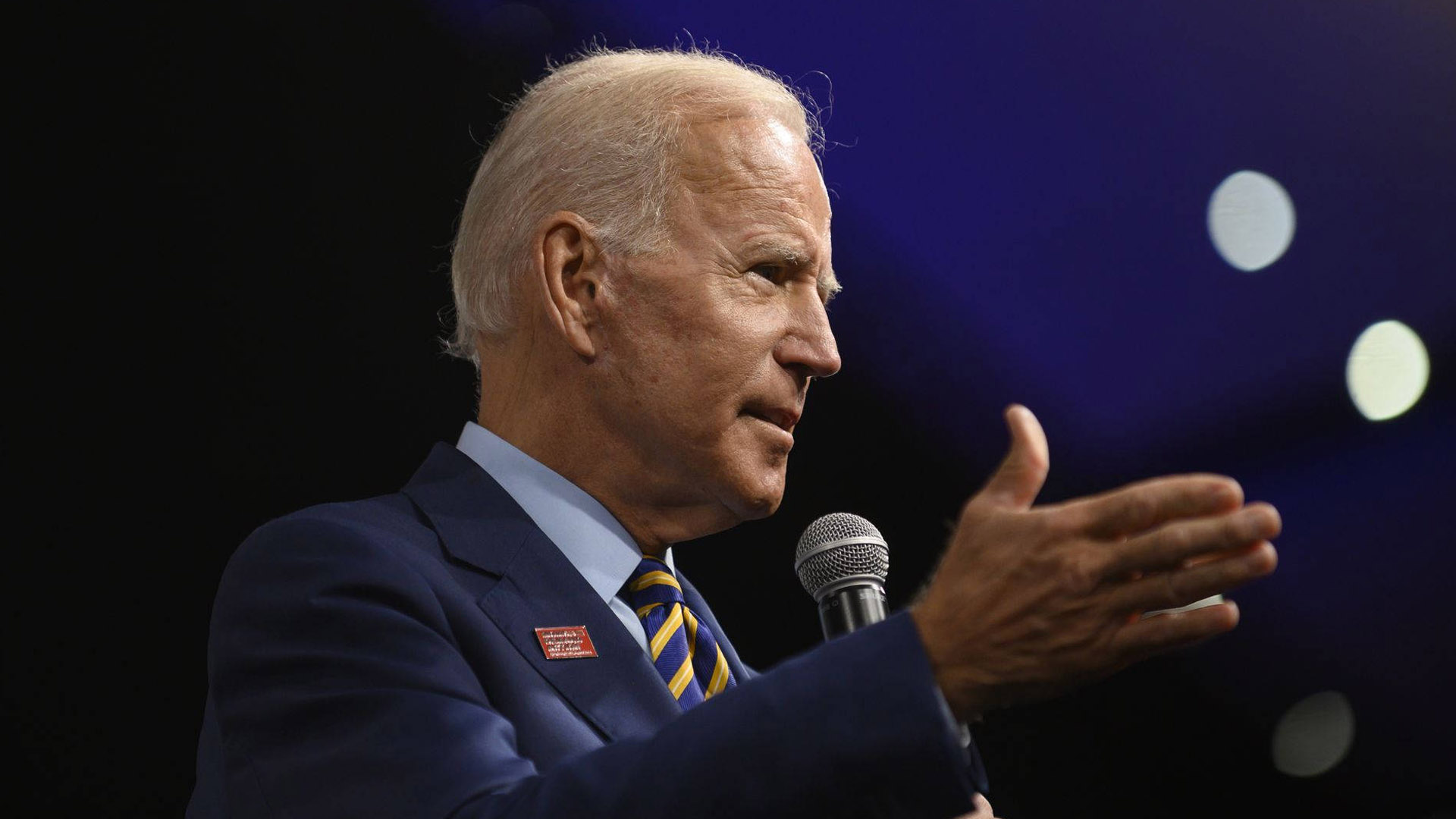 Biden signs a  billion aid package for Ukraine while in Seoul