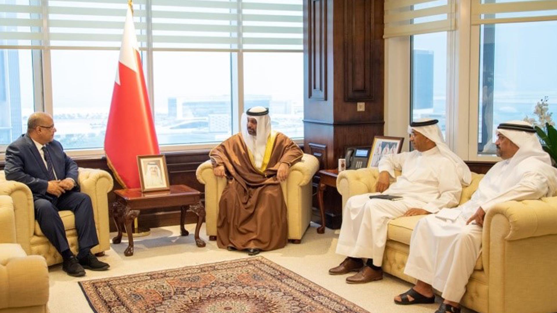 Bahrain Finance Minister meets Yemen Ministerial delegation